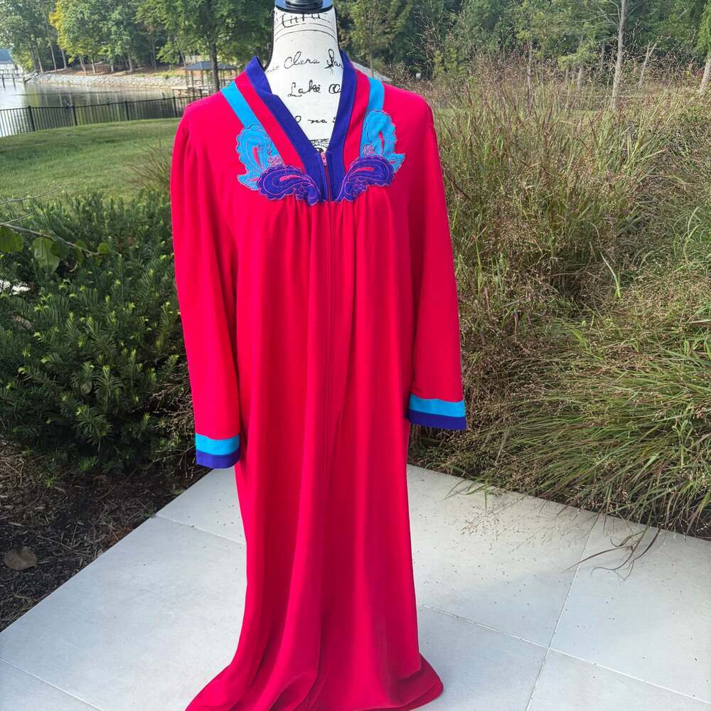 Vintage Vanity Fair Pink Zip Front Maxi House Dress Embroidered USA Medium